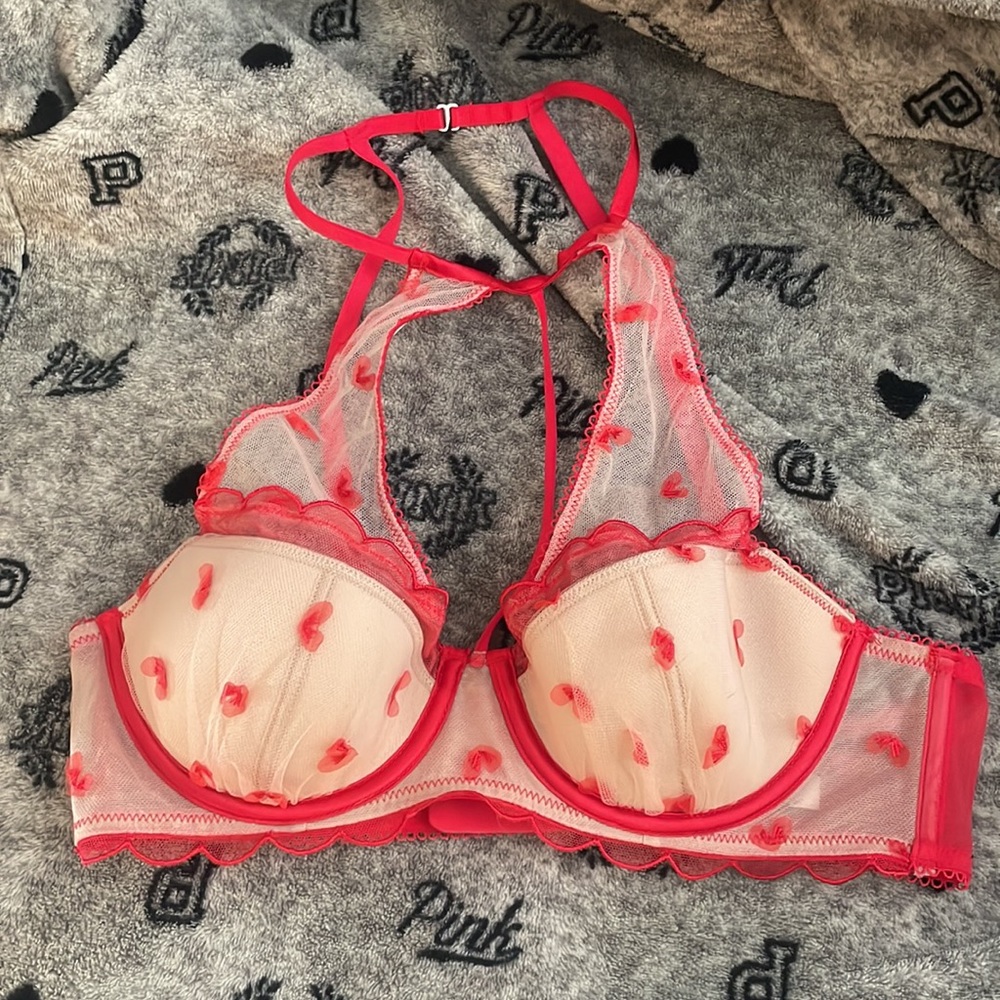 Victoria Secret Dream Angels bra 36B cream and cherry red with red flowers